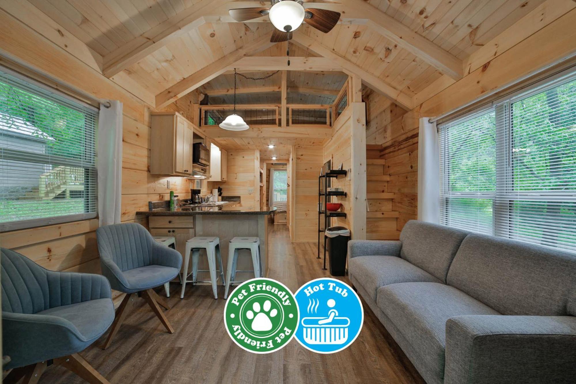 Lena Cabin Wooded Tiny Cabin - Hot Tub チャタヌーガ エクステリア 写真
