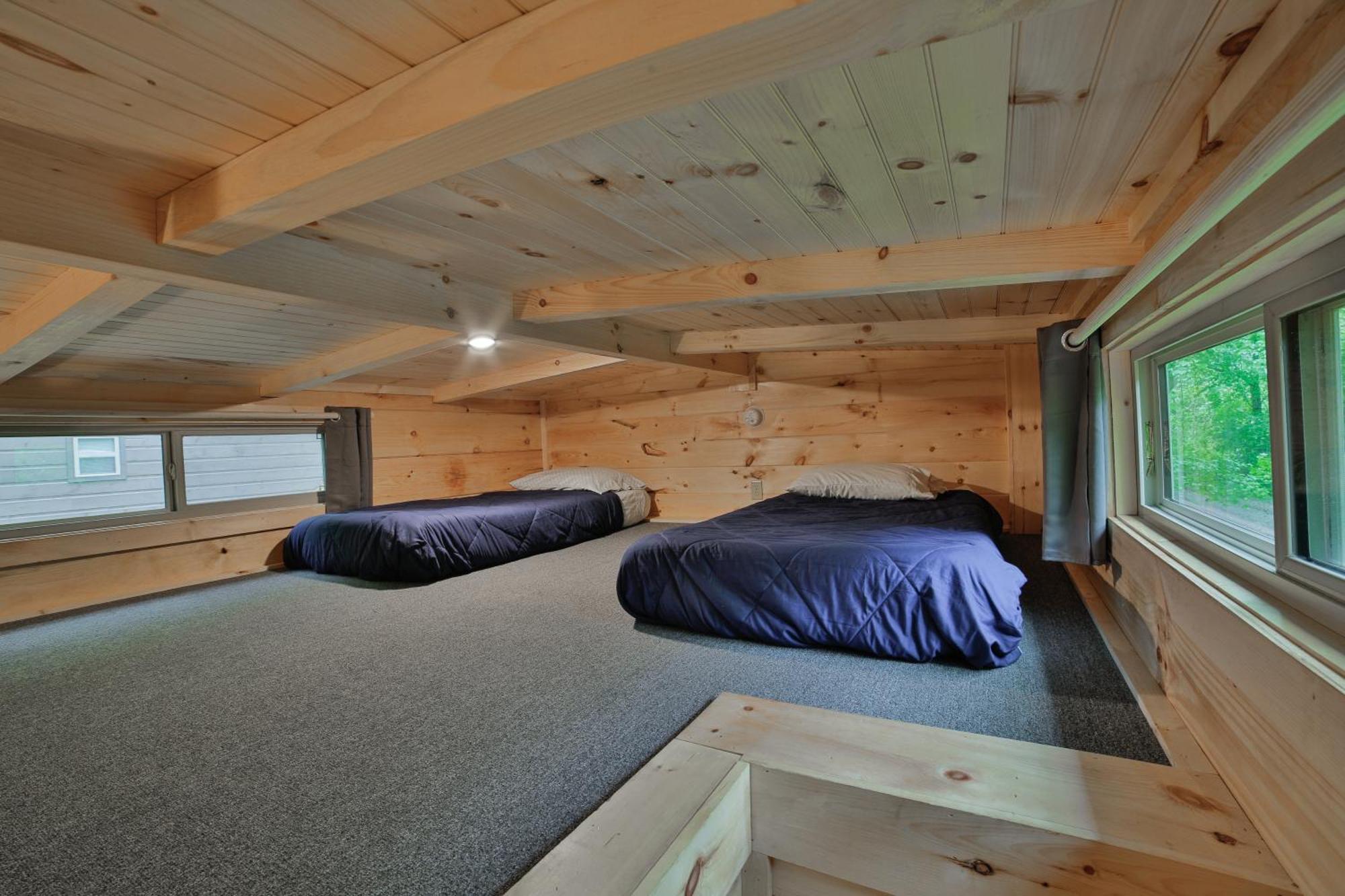 Lena Cabin Wooded Tiny Cabin - Hot Tub チャタヌーガ エクステリア 写真